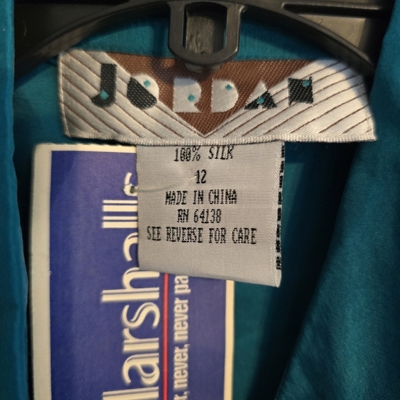 Vintage Jordan 100% Silk Blouse Women Sz 12 Blue Long Sleeves Embroidered - Picture 4 of 13